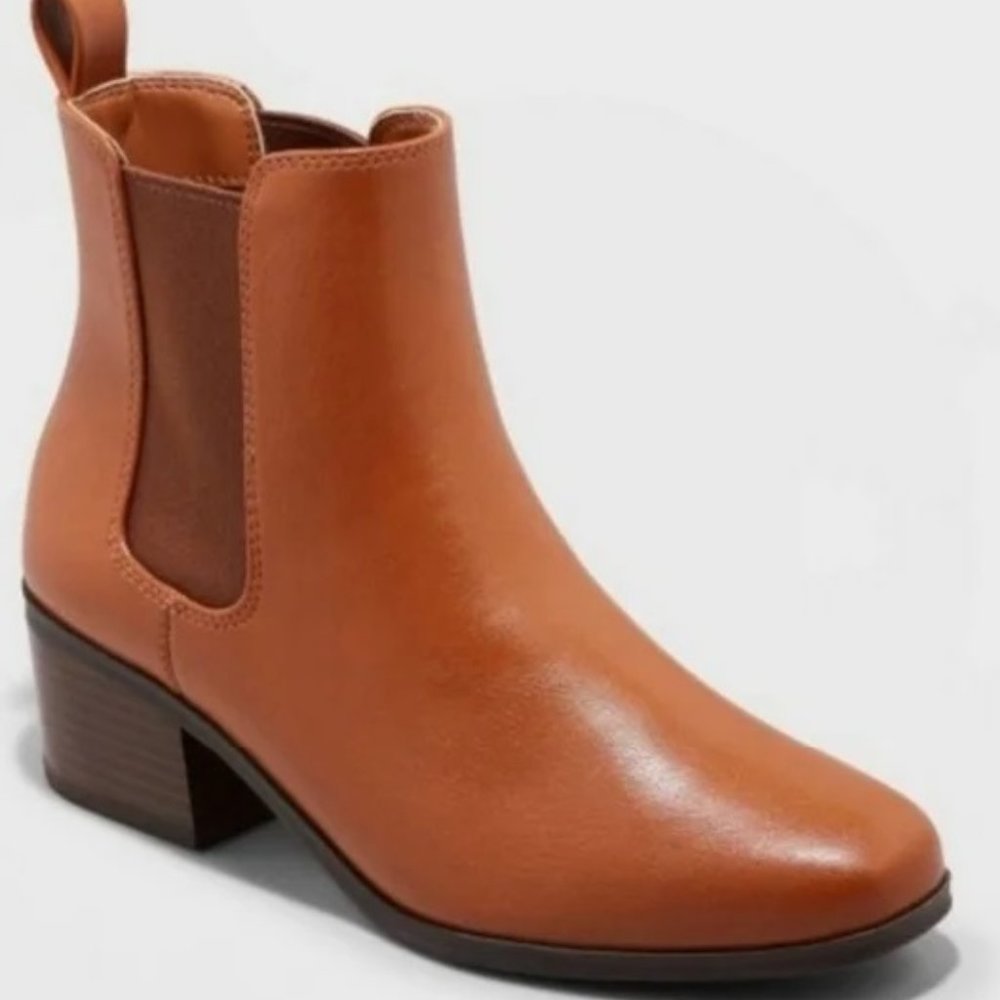 A New Day Ellie Chelsea Boots